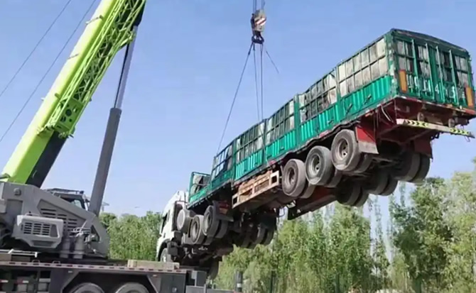 西固区道路脱困救援案例